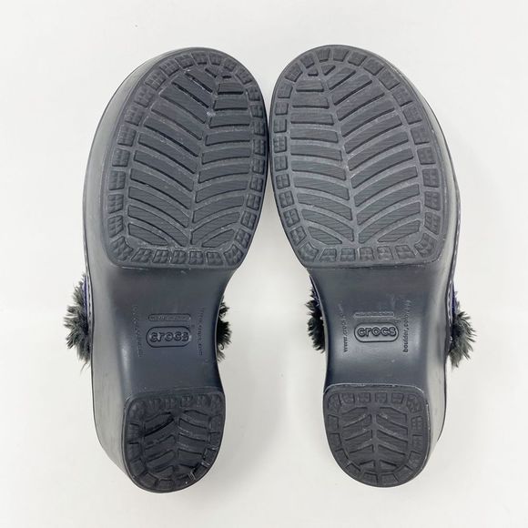 Crocs Cobbler Shimmer Faux Fur Lined Mules - Picture 7 of 8